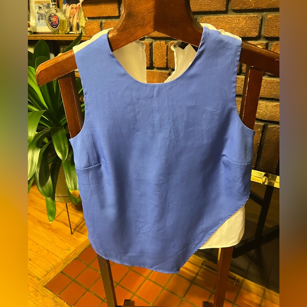 Banana republic top in perfect condition size XS